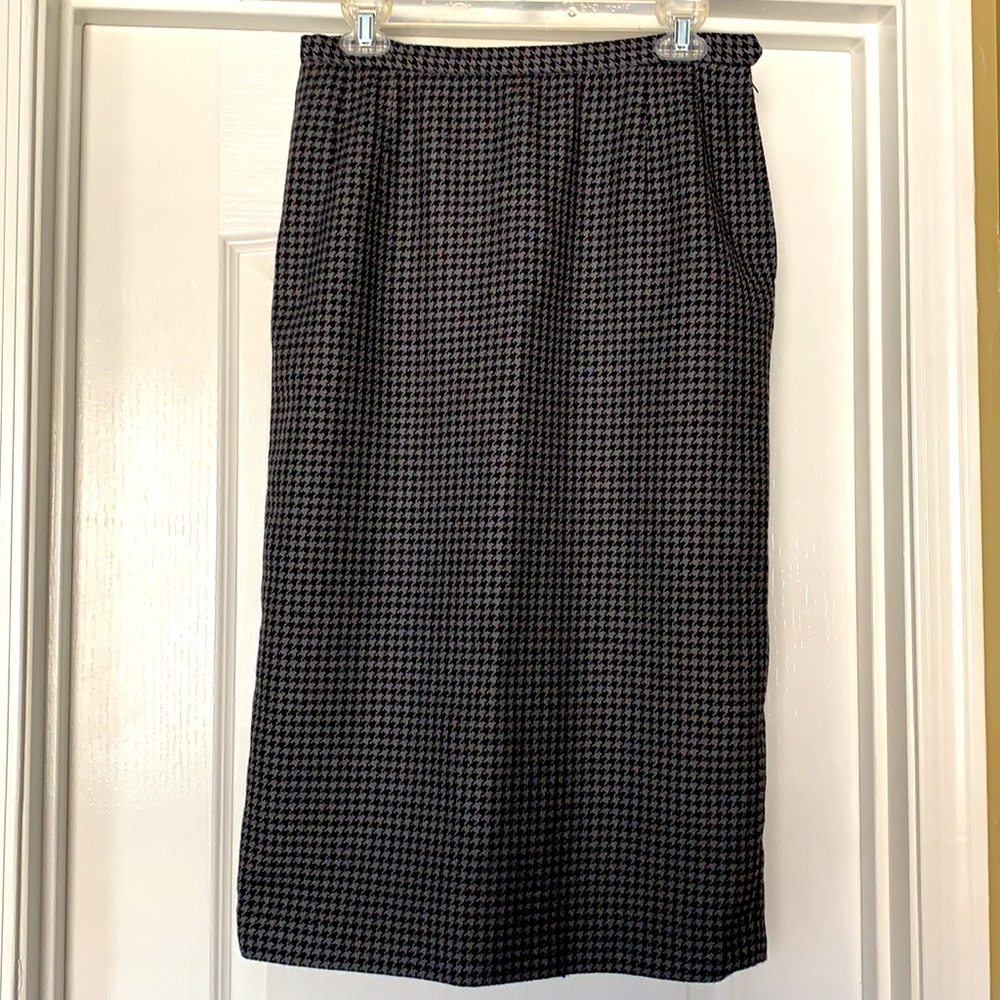Salvatore Ferragamo Vintage houndstooth pencil skirt